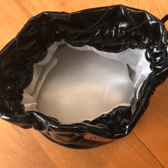 Guess Black Patten Mini Cinched Bag w Silver Heart - Picture 5 of 6